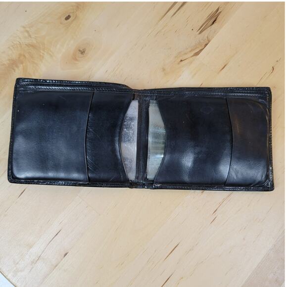 Vintage Bi Fold Wallet Mens Black Croc Embossed Soft Leather Cash Card Slots - Picture 2 of 12